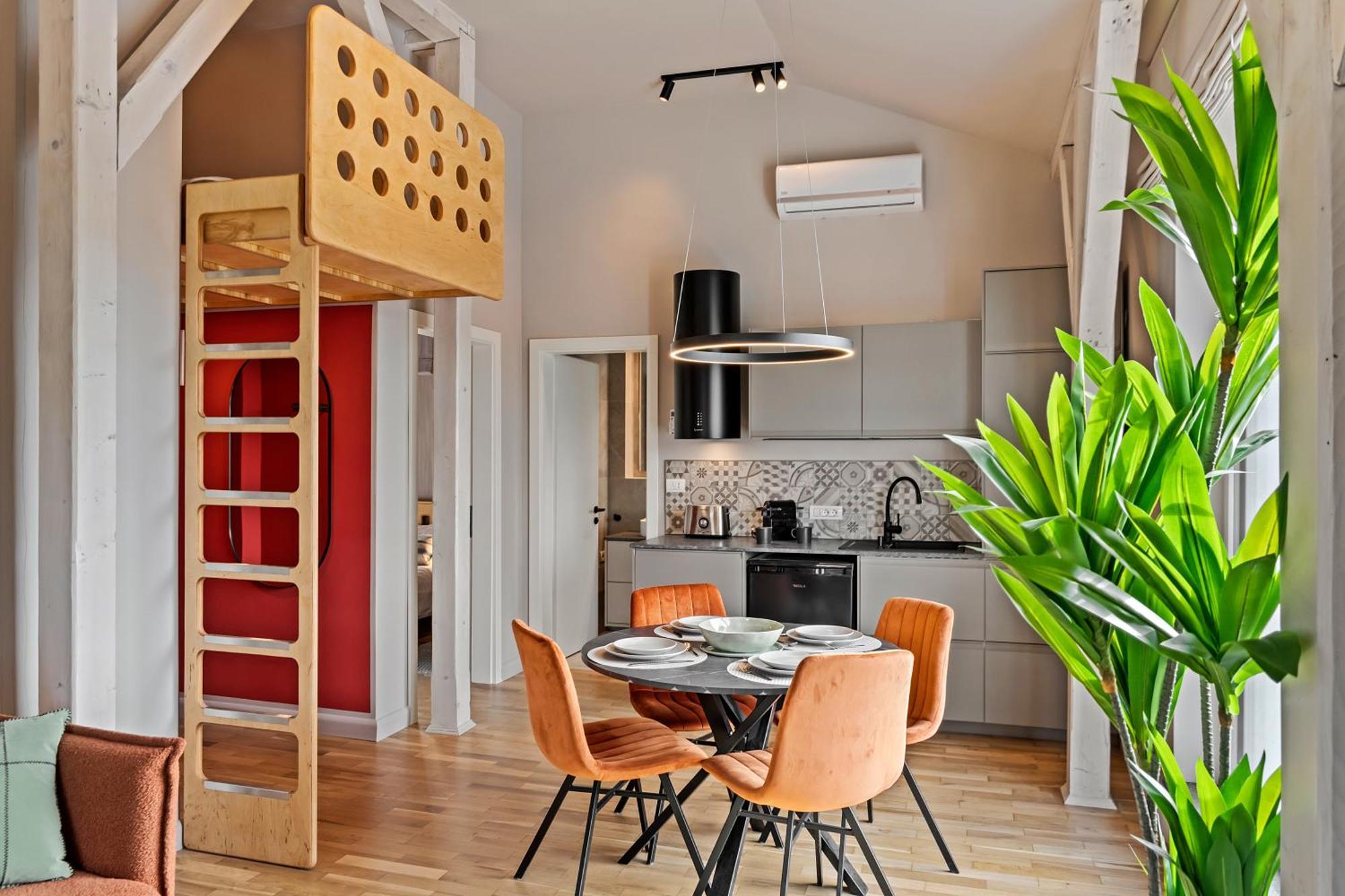 Ultra Central Apartments - Unirii & Old Town Bukarest Eksteriør billede